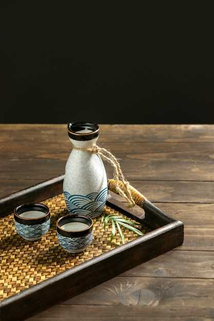 В современной Японии чаепитие имеет различные формы. Оно может быть как простым ежедневным ритуалом, когда люди просто пьют чай дома, так и искусством, представленным в чайных домиках, где проходят специальные церемонии чаепития. Независимо от формы, чаепитие остается важной частью японской культуры и символизирует гостеприимство, гармонию и уважение к природе.