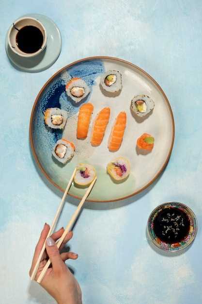 undefinedТунец</strong> – одна из самых популярных рыб для суши и роллов. Он отличается нежным мясом и богатым вкусом. Тунец может быть светлым, как акула, или темным, как уголь, в зависимости от вида. Он используется в различных видах роллов, таких как 