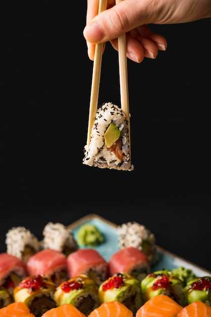 Роль декоративных морепродуктов в суши и роллах